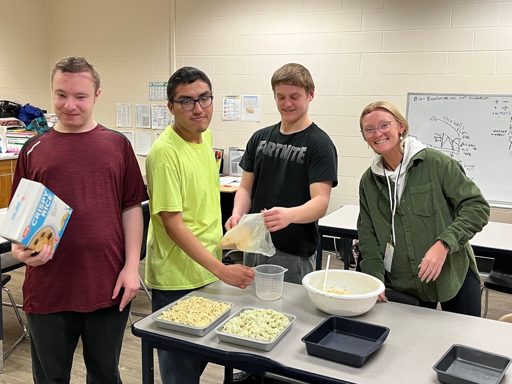 Students Making Busco Brew Treats